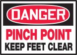 PINCH POINT KEEP FEET CLEAR