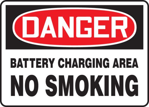 BATTERY CHARGING AREA NO SMOKING