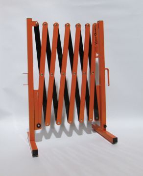 Traffic, Legend: STATIONARY FEET, VERSA-GUARD EXPANDABLE BARRICADES