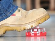 VERSATILE PNEUMATIC STOPOUT®