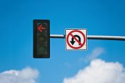 Traffic, Legend: NO U-TURN PICTORIAL