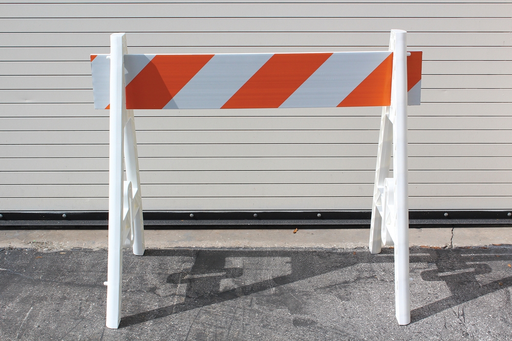 A-FRAME PLASTIC BARRICADES