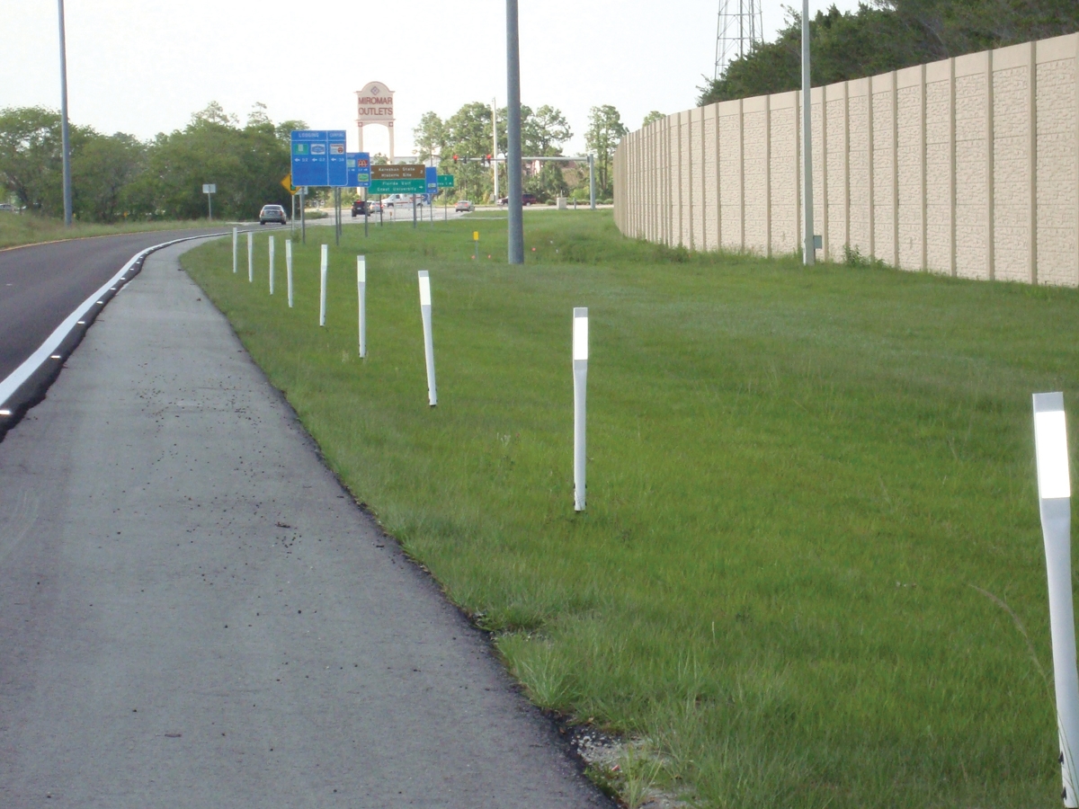 GROUND MOUNT MARKERS
