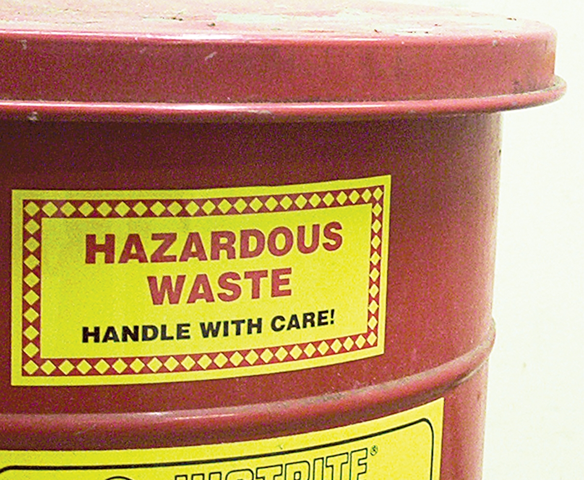 HAZARDOUS WASTE ACCUMULATION START DATE ____ CONTENTS ____ HANDLE WITH CARE! CONTAINS HAZARDOUS OR TOXIC WASTES
